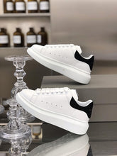 Load image into Gallery viewer, BELLECOM 2019Women's Small White mcqueen shoes Breathable Muffin Thick-soled Lace zapatos de mujer sapato feminino sneakers