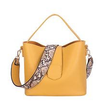 Load image into Gallery viewer, Designer Snake Pattern Wide Shoulder Strap Women Handbag Soft Leather Bucket Bag Casual  Shoulder Messenger Bag Composite Bag